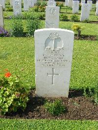 Heliopolis War Cemetery - Ukwa Arua, 